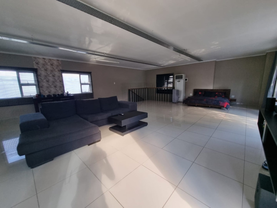 2 Bedroom Property for Sale in Edenvale Central Gauteng