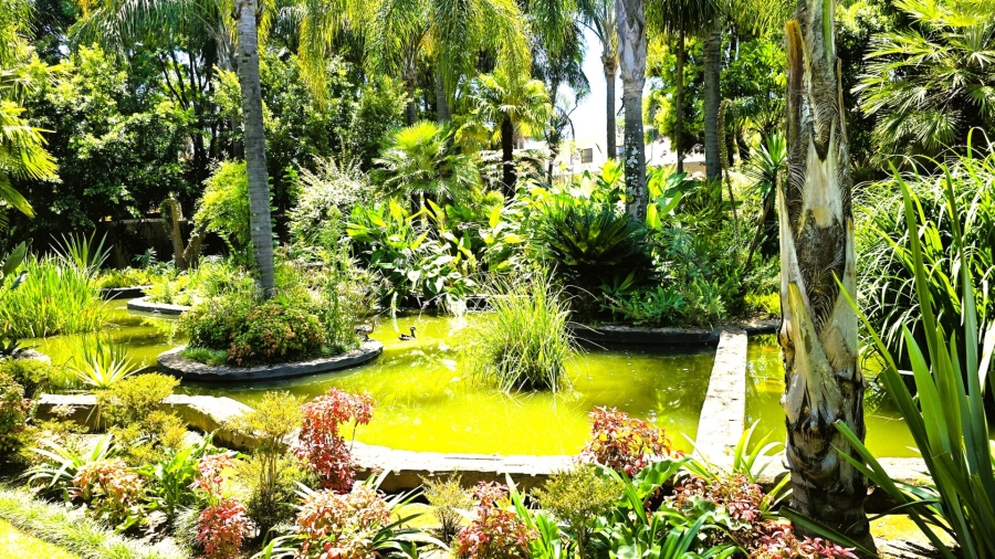  Bedroom Property for Sale in Brummeria Gauteng