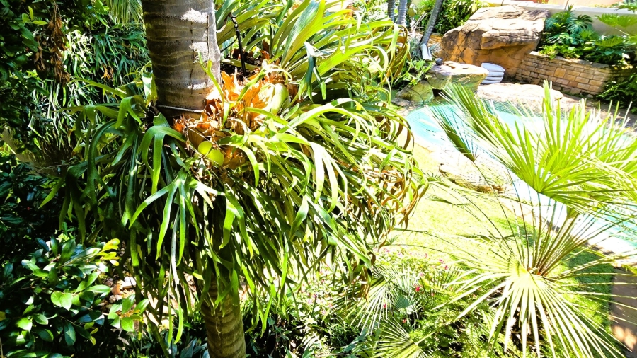  Bedroom Property for Sale in Brummeria Gauteng