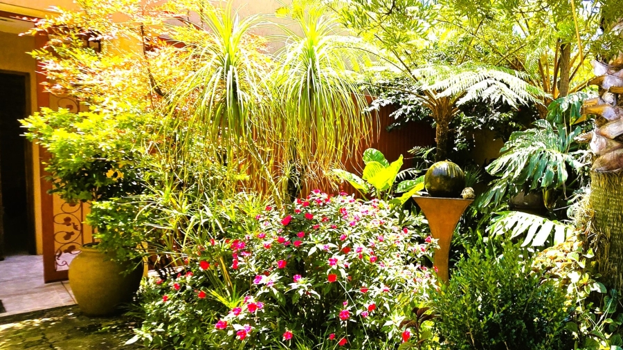  Bedroom Property for Sale in Brummeria Gauteng