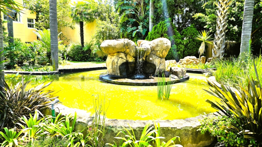  Bedroom Property for Sale in Brummeria Gauteng