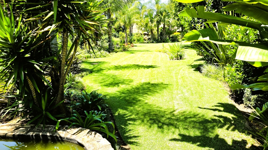  Bedroom Property for Sale in Brummeria Gauteng