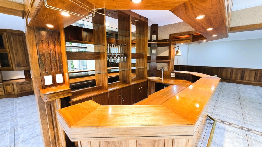 3 Bedroom Property for Sale in Brummeria Gauteng