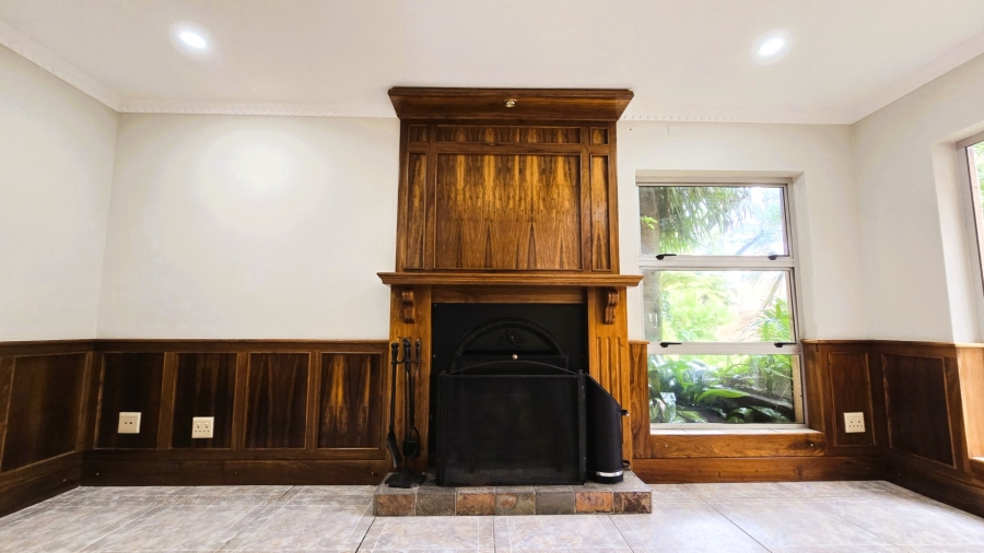 3 Bedroom Property for Sale in Brummeria Gauteng