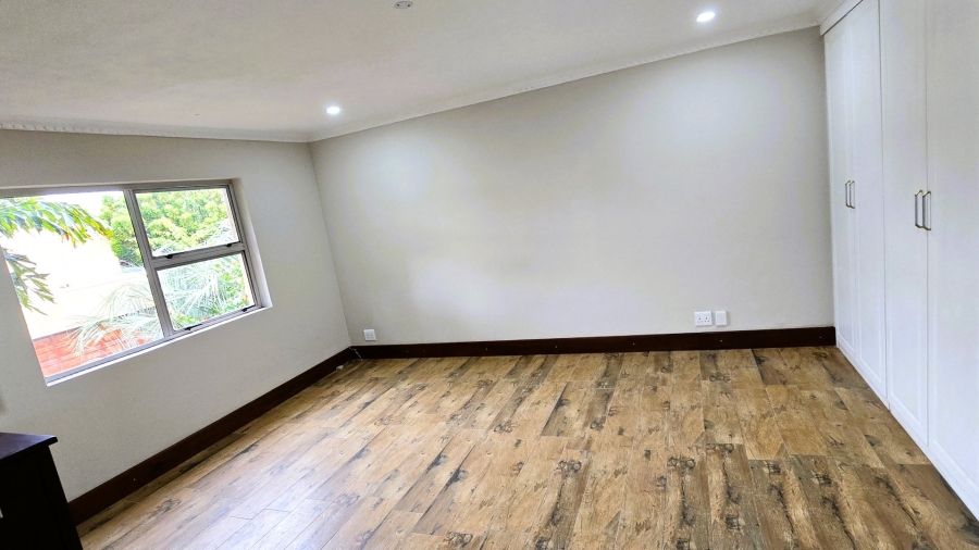 3 Bedroom Property for Sale in Brummeria Gauteng