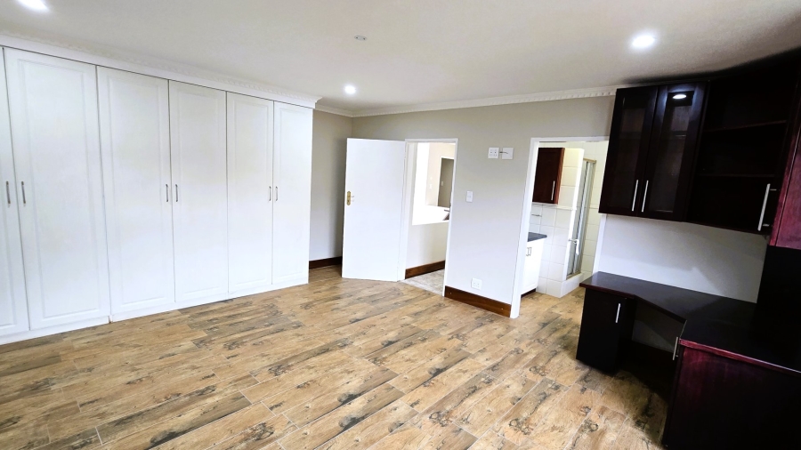 3 Bedroom Property for Sale in Brummeria Gauteng