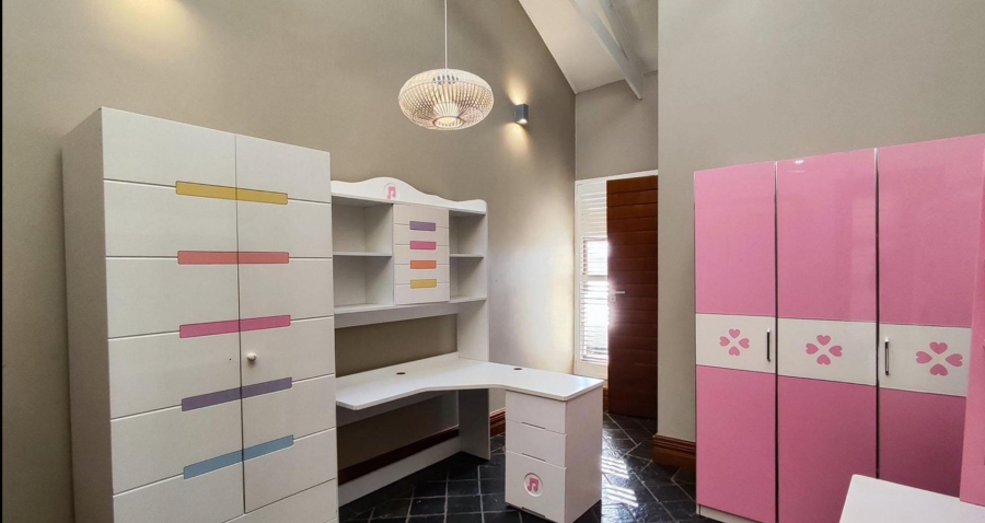 4 Bedroom Property for Sale in Serengeti Lifestyle Estate Gauteng