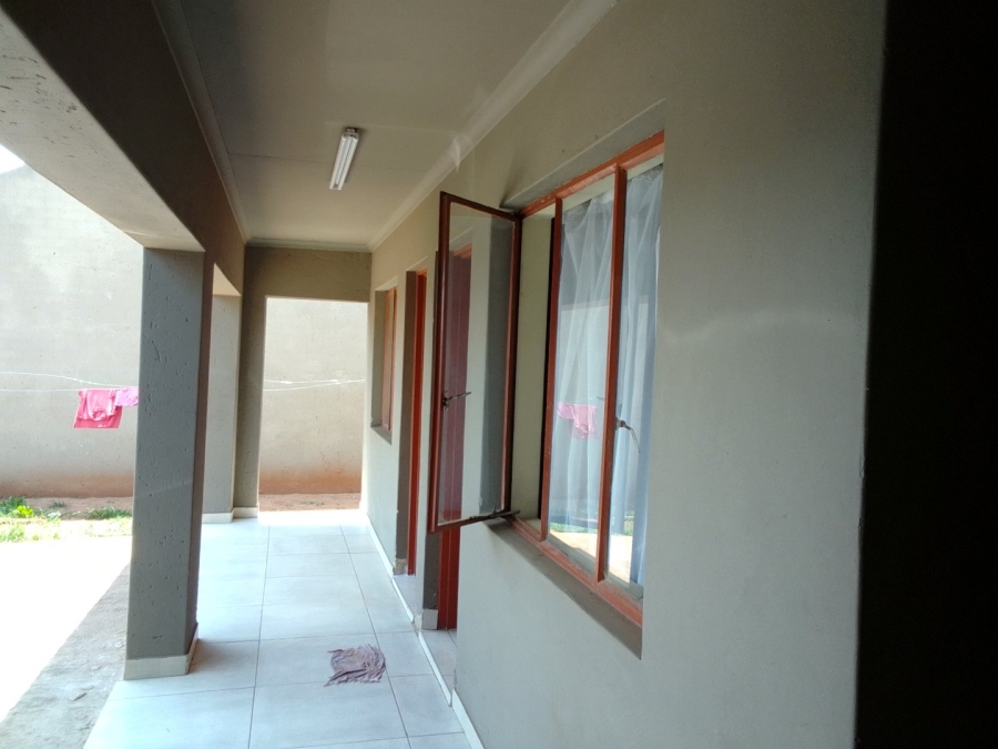 5 Bedroom Property for Sale in Brakpan Central Gauteng