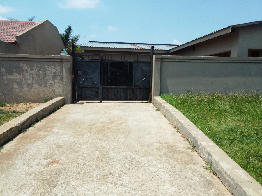 5 Bedroom Property for Sale in Brakpan Central Gauteng