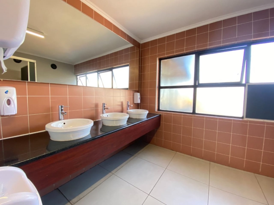 To Let commercial Property for Rent in Cresta Gauteng