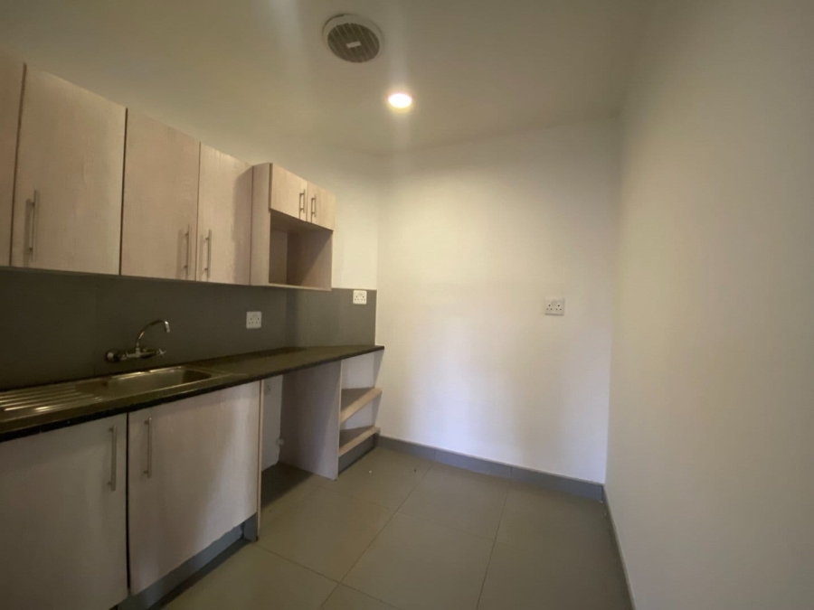 To Let commercial Property for Rent in Vorna Valley Gauteng