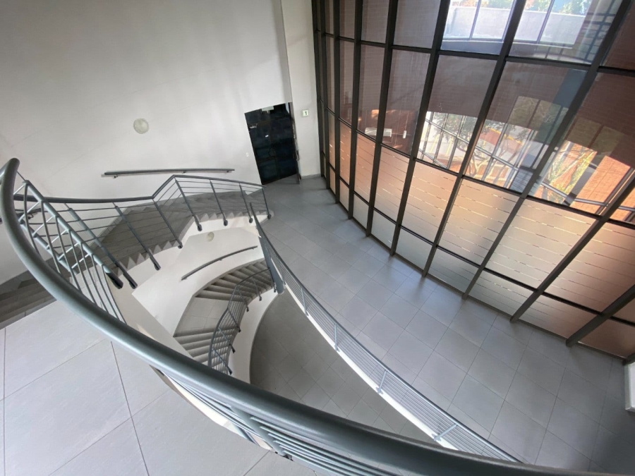 To Let commercial Property for Rent in Vorna Valley Gauteng