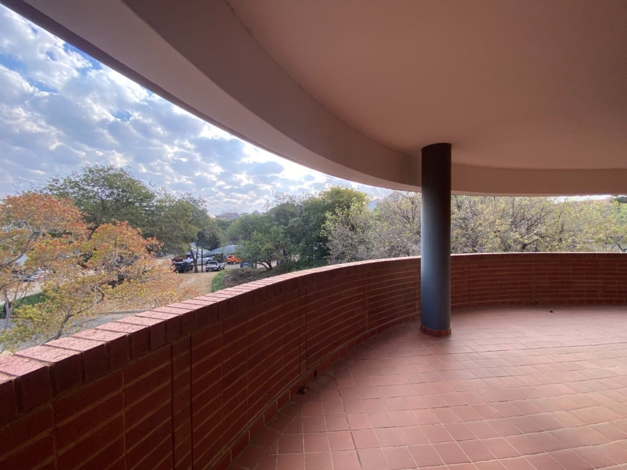 To Let commercial Property for Rent in Vorna Valley Gauteng