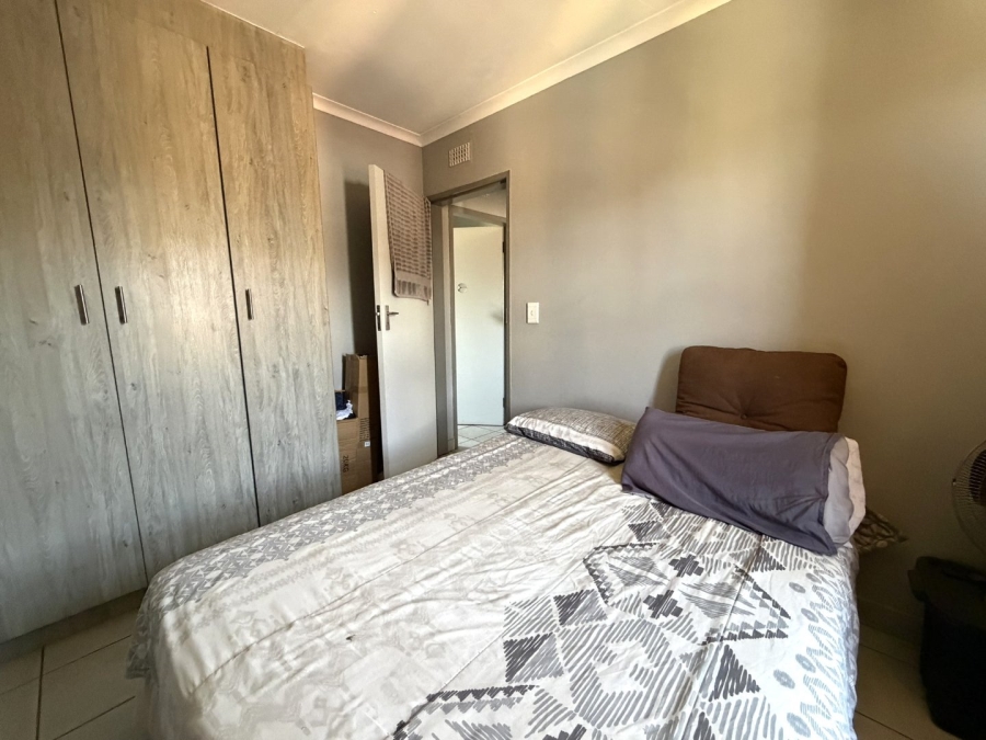 2 Bedroom Property for Sale in Heuweloord Gauteng