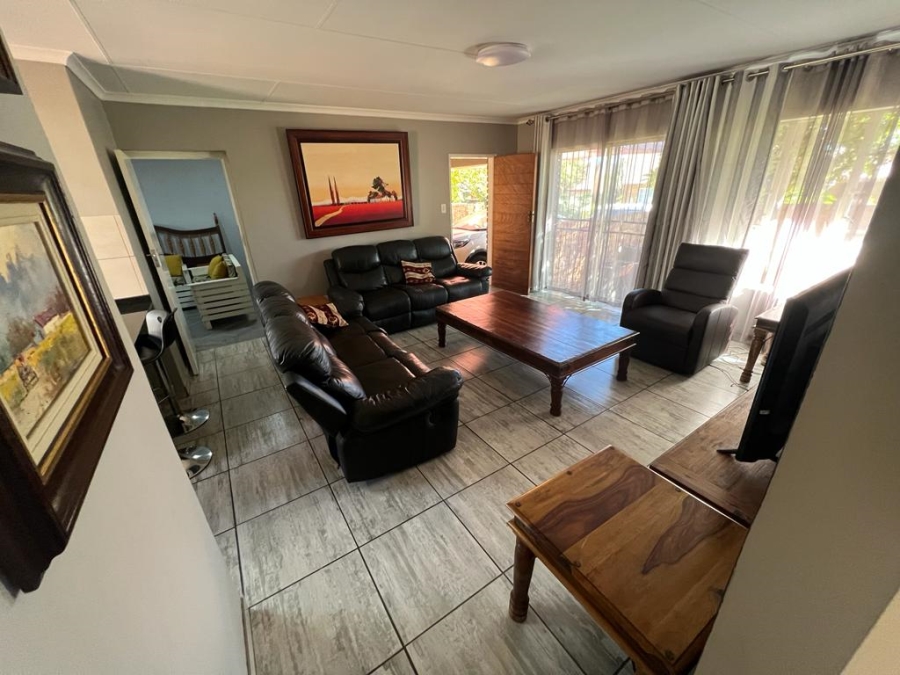 2 Bedroom Property for Sale in Amberfield Gauteng