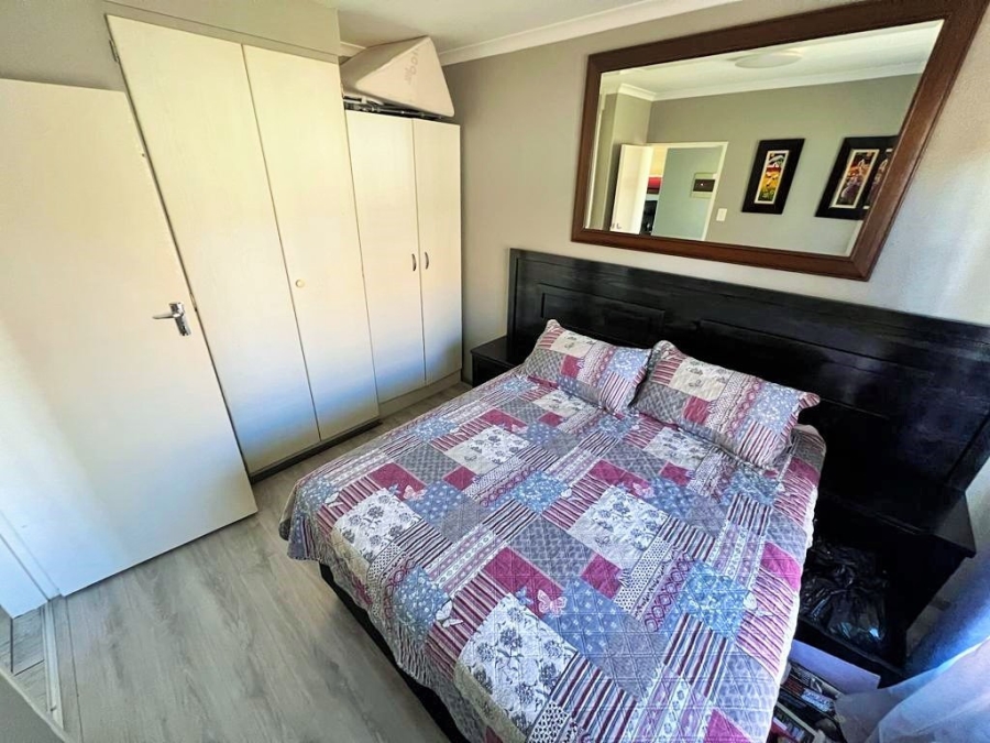 2 Bedroom Property for Sale in Amberfield Gauteng