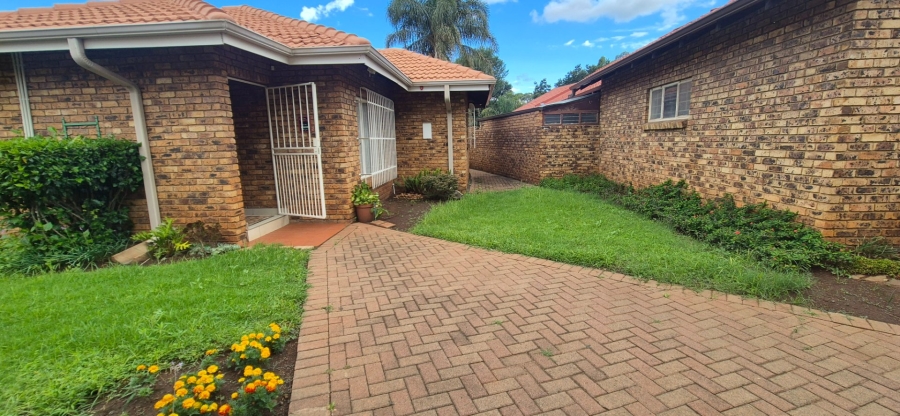 To Let 3 Bedroom Property for Rent in Lyttelton Manor Gauteng