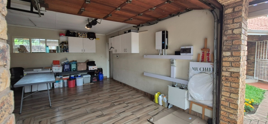 To Let 3 Bedroom Property for Rent in Lyttelton Manor Gauteng