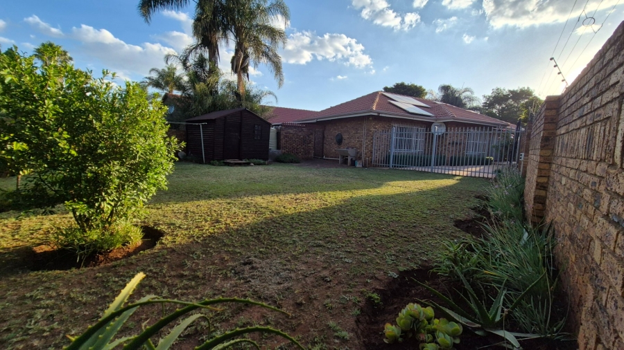 3 Bedroom Property for Sale in Lyttelton Manor Gauteng