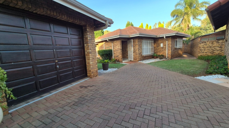 3 Bedroom Property for Sale in Lyttelton Manor Gauteng