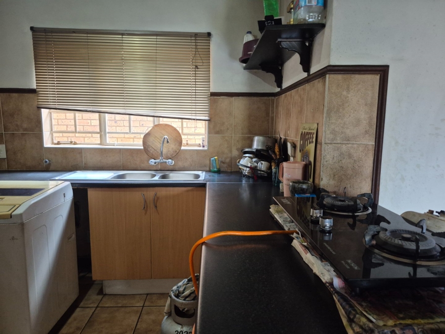 2 Bedroom Property for Sale in Eco Park Gauteng