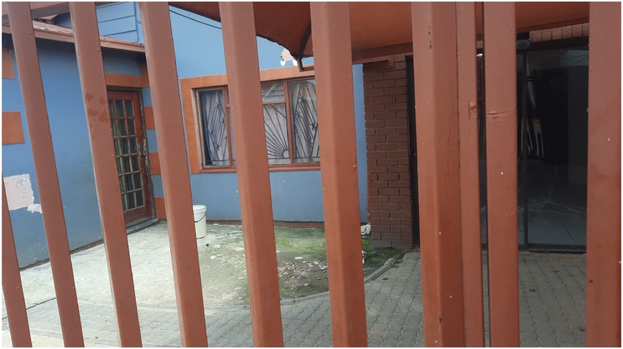 2 Bedroom Property for Sale in Leboeng Gauteng