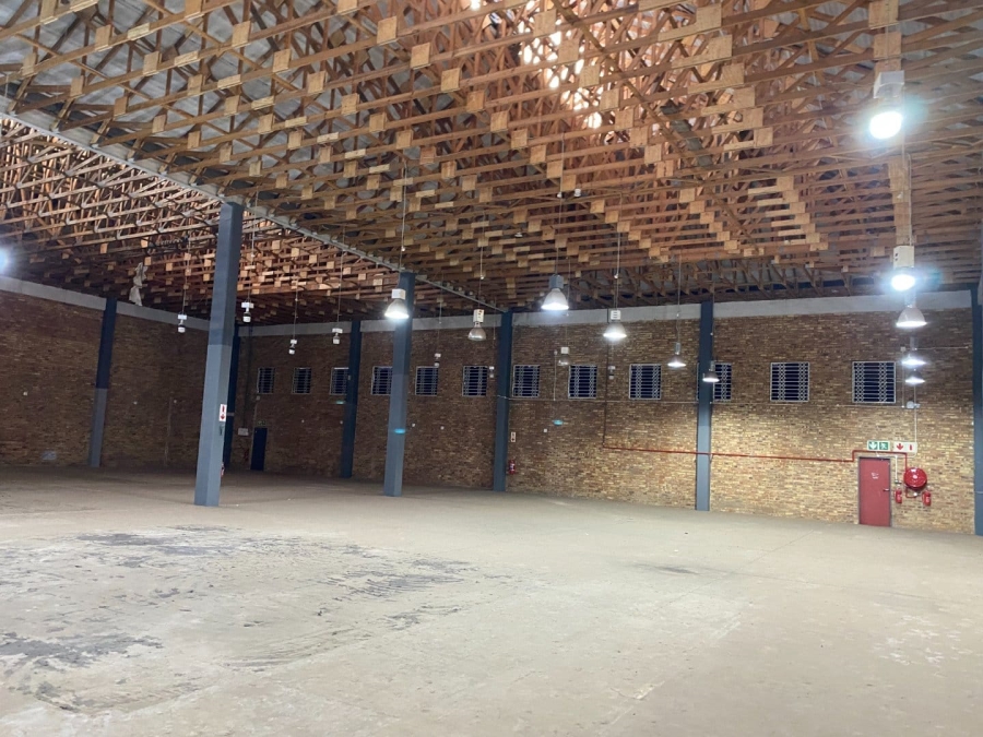 To Let commercial Property for Rent in Vorna Valley Gauteng