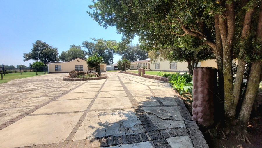 Commercial Property for Sale in Mooilande Gauteng