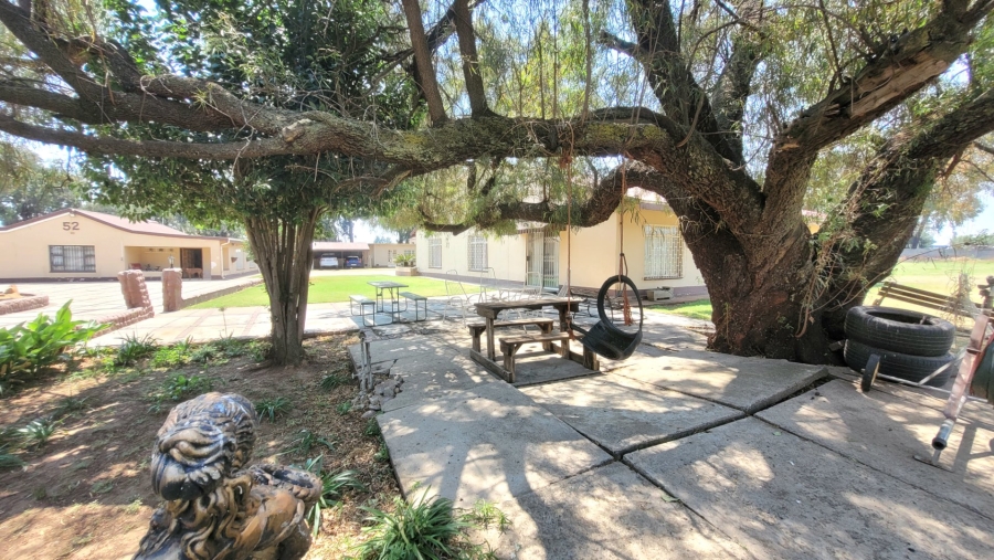 Commercial Property for Sale in Mooilande Gauteng