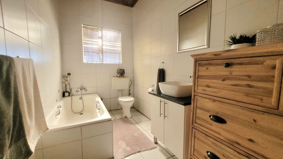 Commercial Property for Sale in Mooilande Gauteng