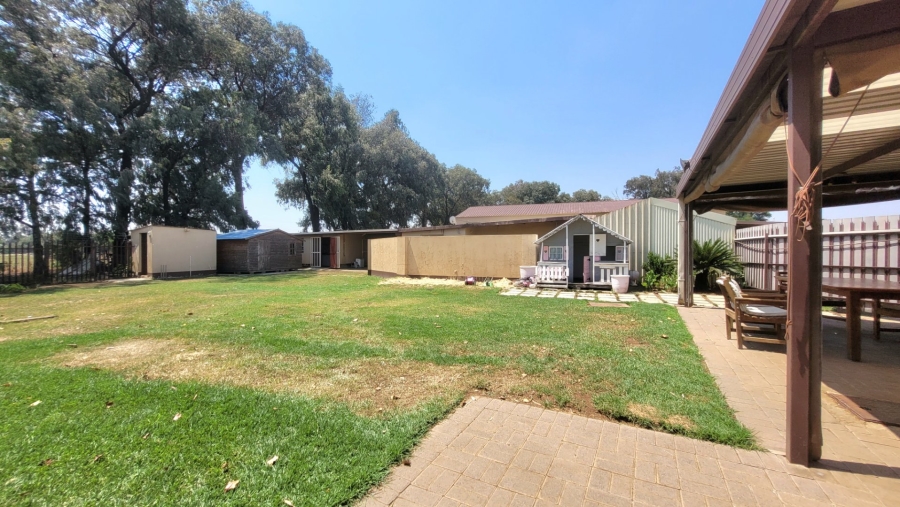 Commercial Property for Sale in Mooilande Gauteng