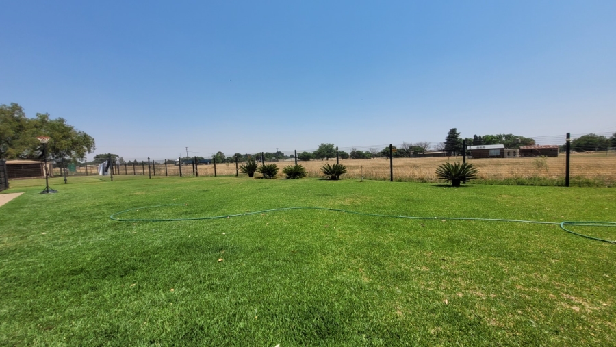 Commercial Property for Sale in Mooilande Gauteng