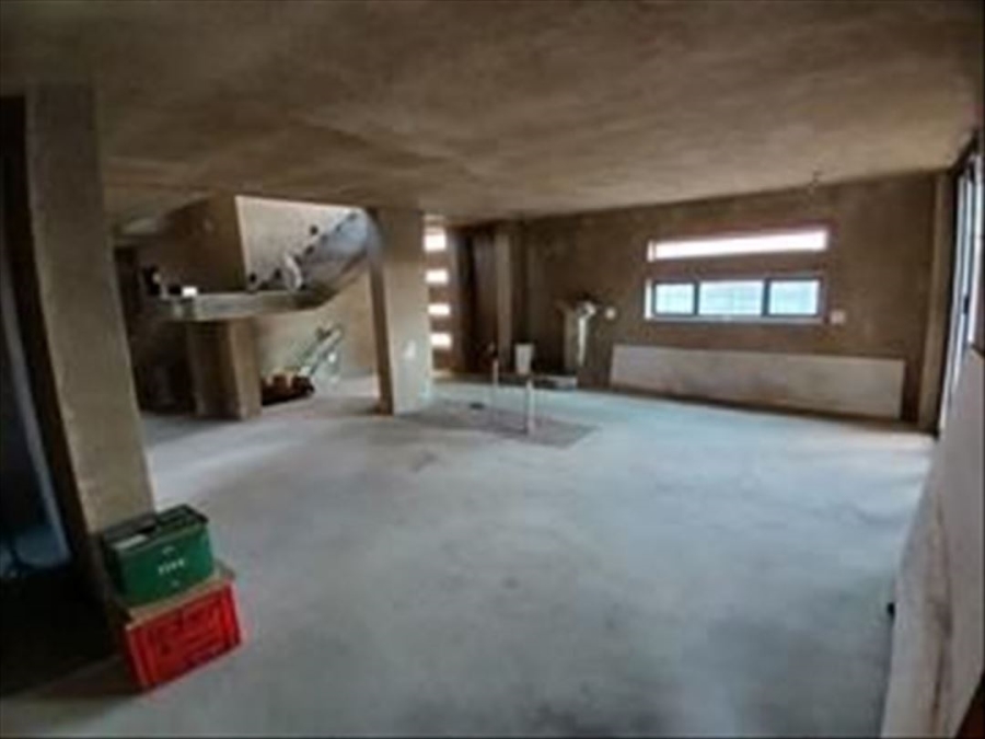 5 Bedroom Property for Sale in Klippoortjie Gauteng