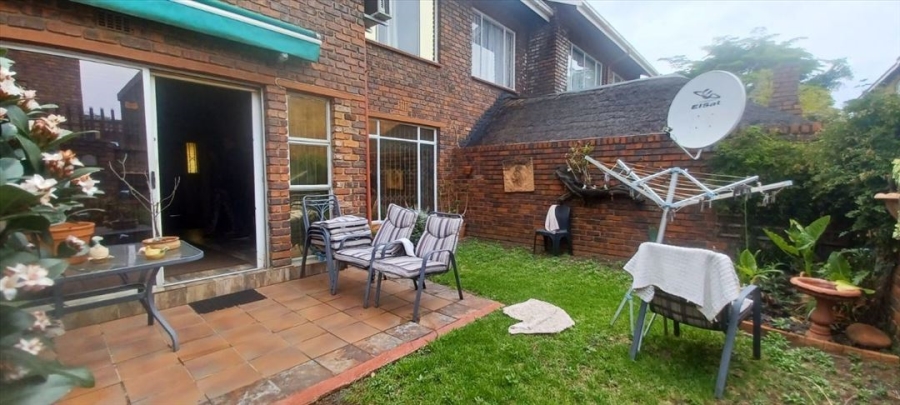 2 Bedroom Property for Sale in Birchleigh Gauteng