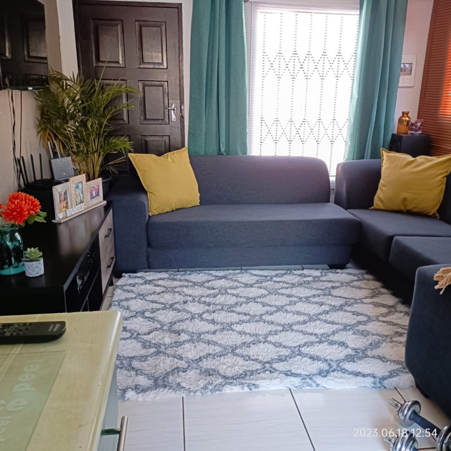 To Let 3 Bedroom Property for Rent in Rosslyn Gauteng