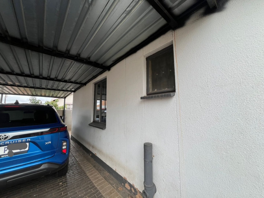 To Let 3 Bedroom Property for Rent in Rosslyn Gauteng