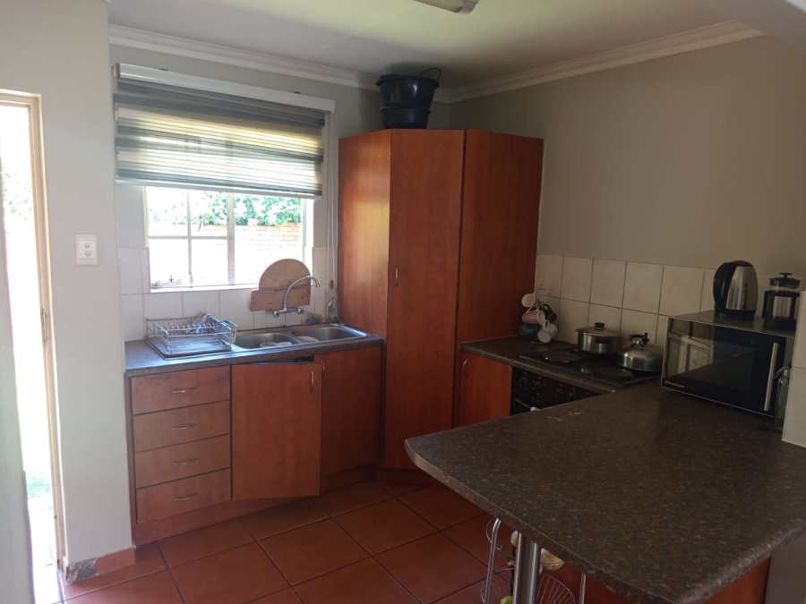 To Let 3 Bedroom Property for Rent in Noordwyk Gauteng