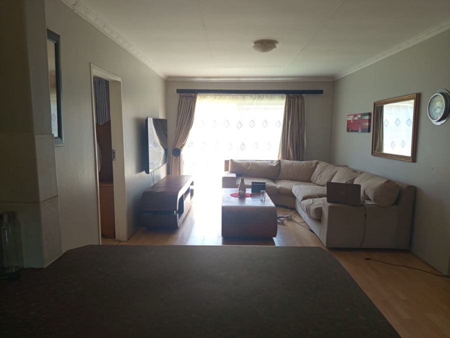 To Let 3 Bedroom Property for Rent in Noordwyk Gauteng