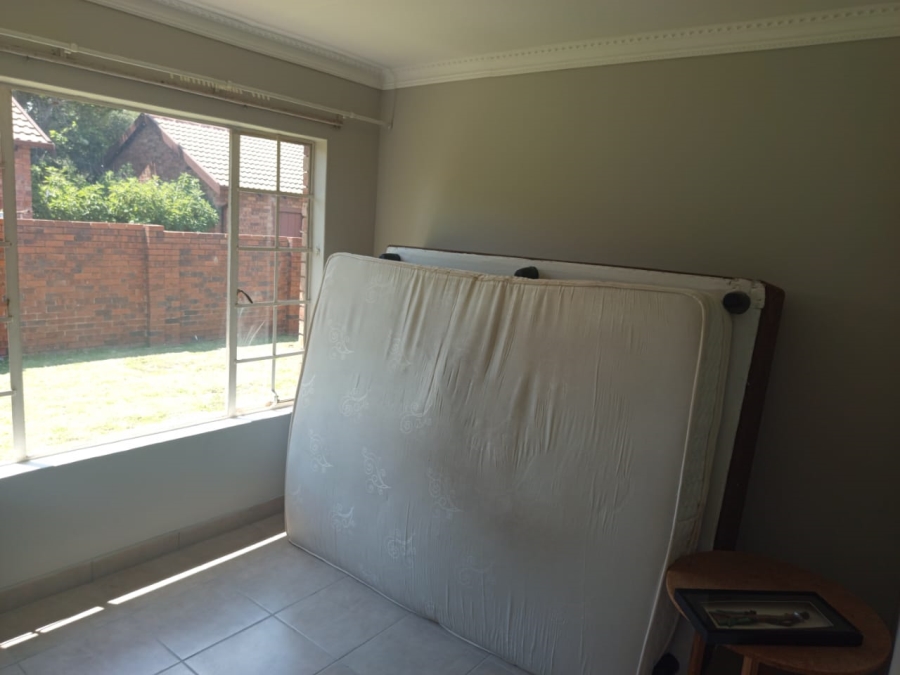 To Let 3 Bedroom Property for Rent in Noordwyk Gauteng