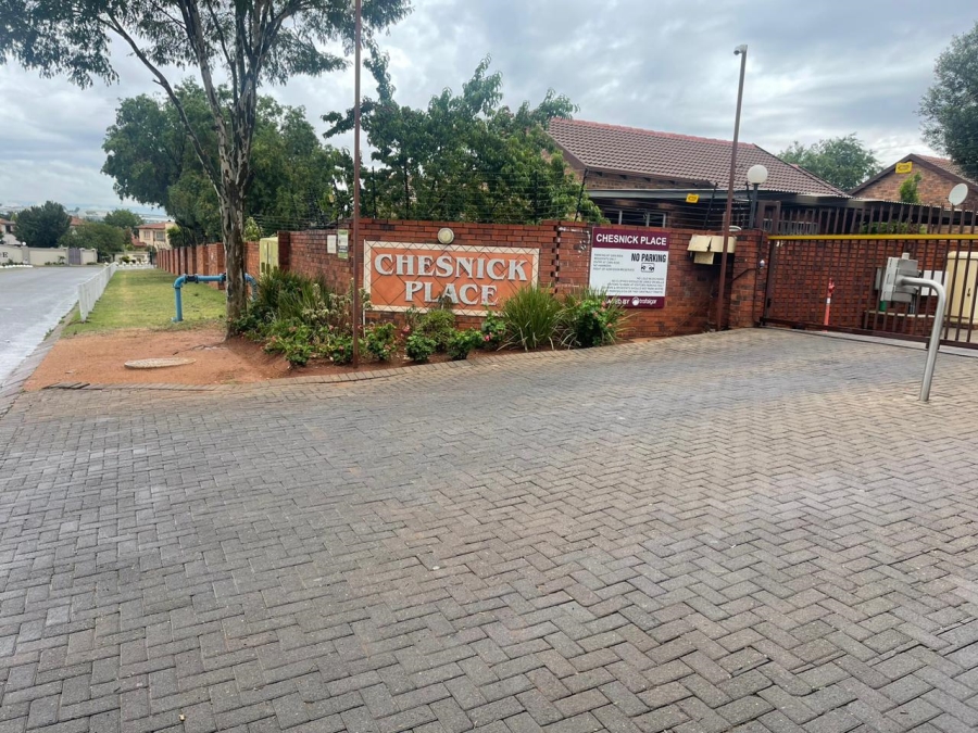 To Let 3 Bedroom Property for Rent in Noordwyk Gauteng