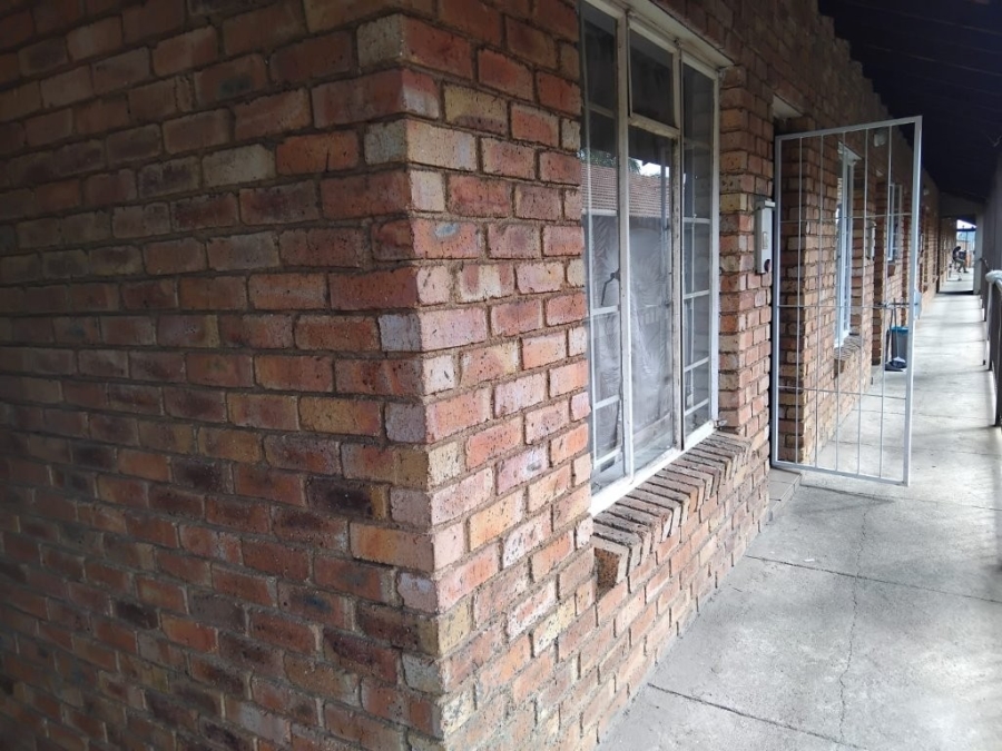 1 Bedroom Property for Sale in Kempton Park Ext 1 Gauteng
