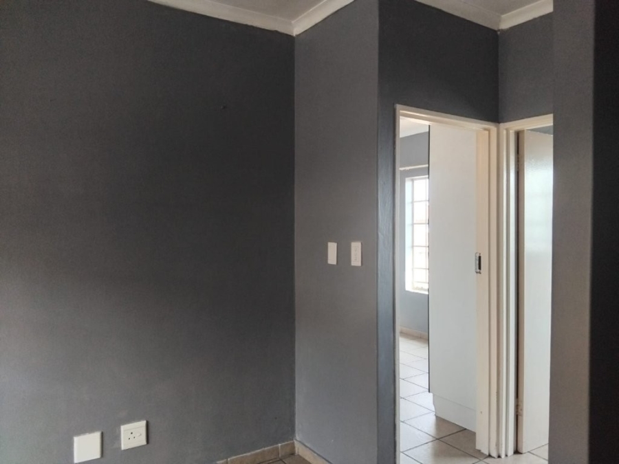 1 Bedroom Property for Sale in Kempton Park Ext 1 Gauteng