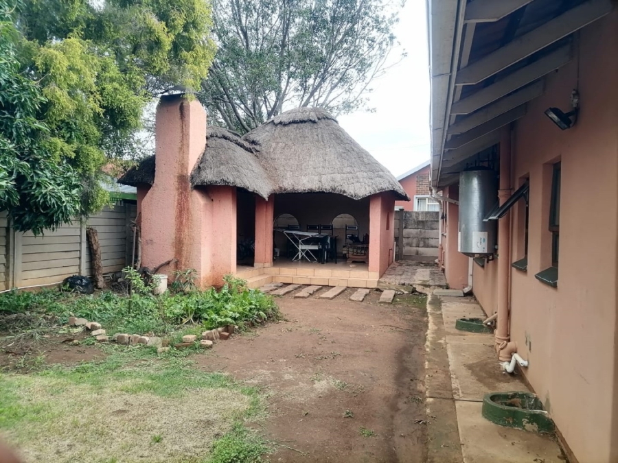 4 Bedroom Property for Sale in Montana Gauteng
