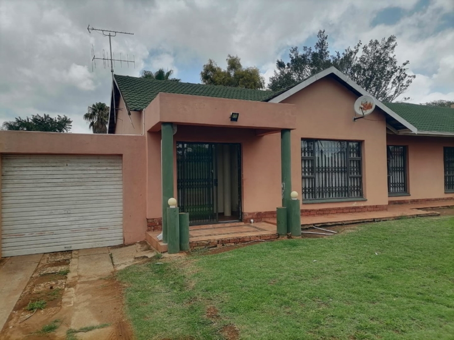 4 Bedroom Property for Sale in Montana Gauteng