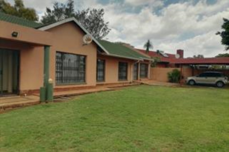 4 Bedroom Property for Sale in Montana Gauteng
