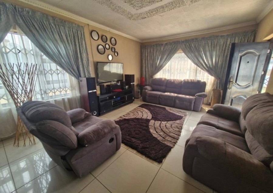 4 Bedroom Property for Sale in Danville Gauteng