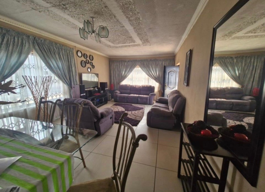 4 Bedroom Property for Sale in Danville Gauteng