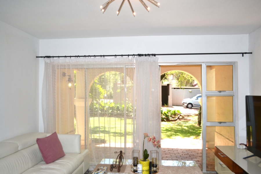 2 Bedroom Property for Sale in Bryanston East Gauteng