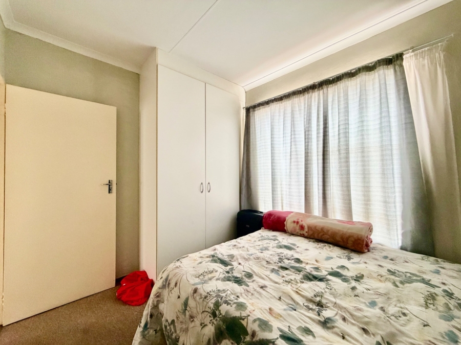 2 Bedroom Property for Sale in Terenure Gauteng