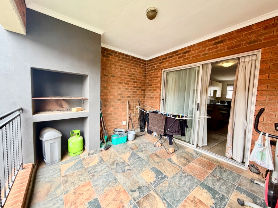 2 Bedroom Property for Sale in Terenure Gauteng